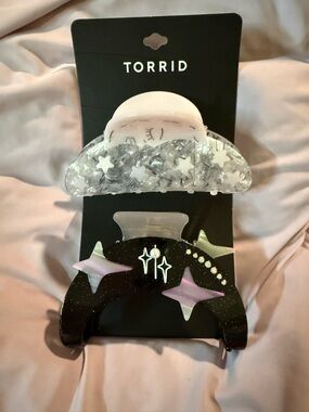 torrid Black and White Star Accent Hair Claw Clips - Set of 2